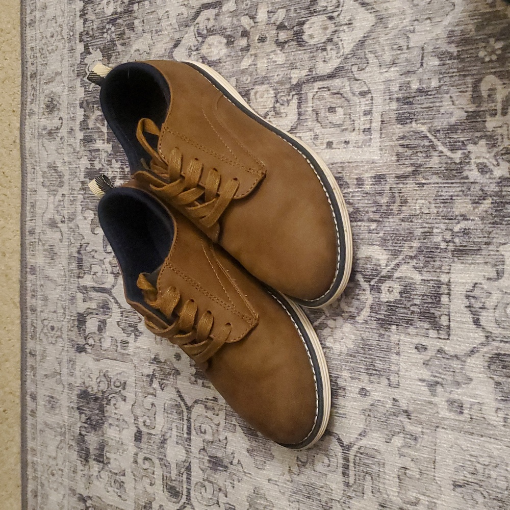 COPY - Boys dress shoes size 2
